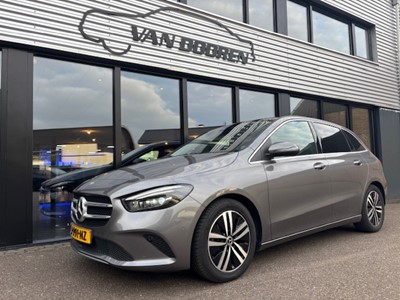 Mercedes Benz B180 Business solution